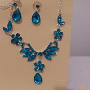 necklace and earring set